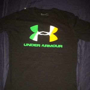 Men’s M Under Armour T-shirt